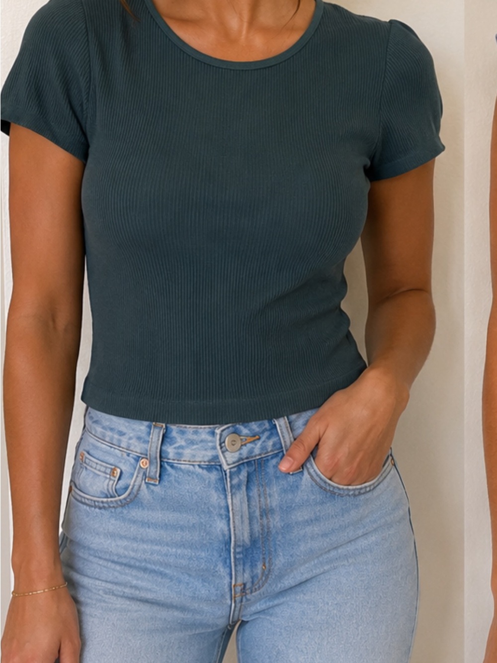 Urban Outfitters Ribbed Crewneck Crop Top in Teal Green
